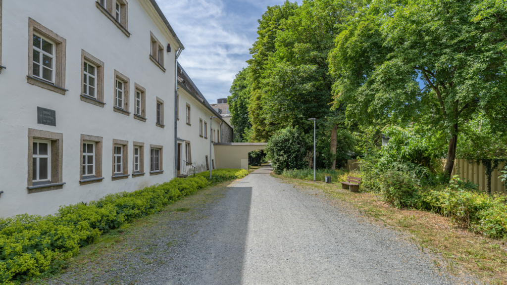Saaleradweg an Hospitalkirche
