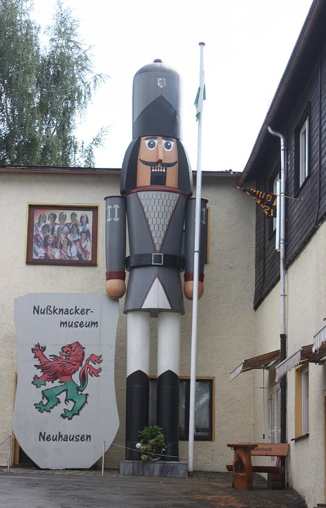 Nussknackermuseum Neuhausen