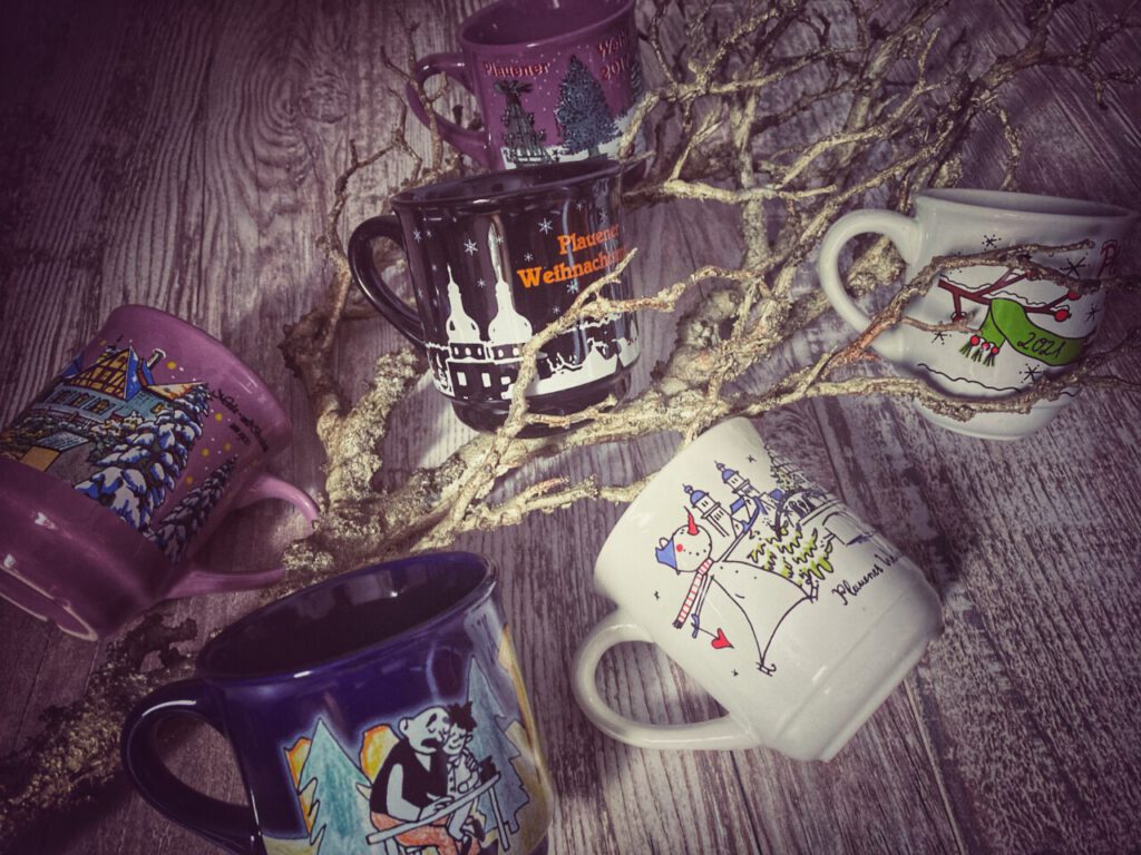 Gluehweintassen